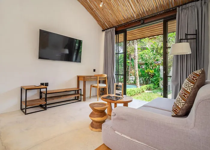 Hijau By Evdekimi - Nature Retreat With Large Pool & Gazebo * ウブド
