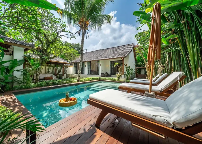 Hijau By Evdekimi - Nature Retreat With Large Pool & Gazebo * ウブド