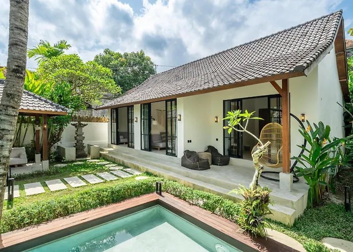 Hijau By Evdekimi - Nature Retreat With Large Pool & Gazebo ウブド