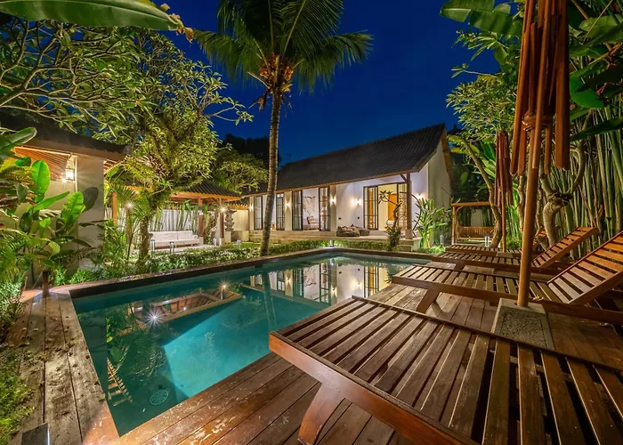 ヴィラ Hijau By Evdekimi - Nature Retreat With Large Pool & Gazebo